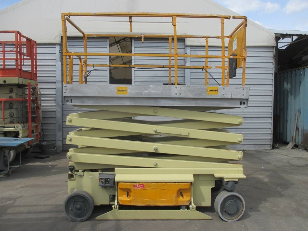 JLG 3246 ES - Scherenbühne: das Bild 1 JLG 3246 ES - Scherenbühne: das Bild 1