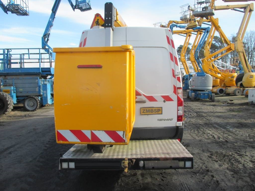 Klubb K32 - LKW mit Arbeitsbühne: das Bild 4 Klubb K32 - LKW mit Arbeitsbühne: das Bild 4