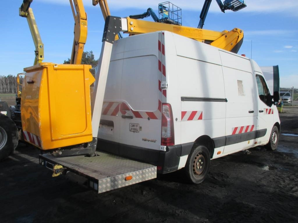 Klubb K32 - LKW mit Arbeitsbühne: das Bild 3 Klubb K32 - LKW mit Arbeitsbühne: das Bild 3