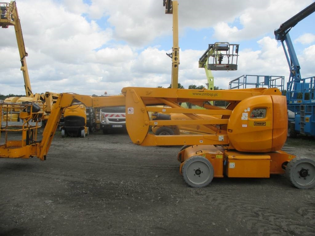 Manitou 170 AETJL - Gelenkarmbühne: das Bild 2 Manitou 170 AETJL - Gelenkarmbühne: das Bild 2