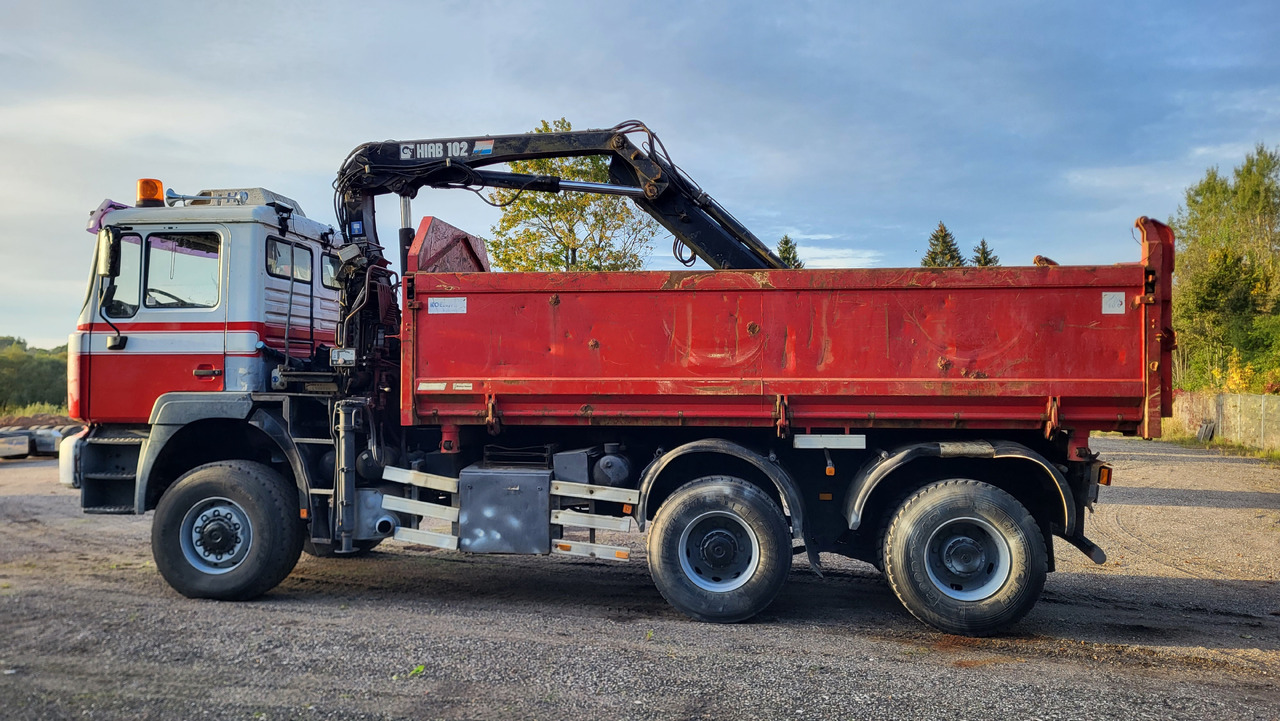 MAN 33.414 6X6 HIAB 102 33.414 - Kipper: das Bild 5 MAN 33.414 6X6 HIAB 102 33.414 - Kipper: das Bild 5