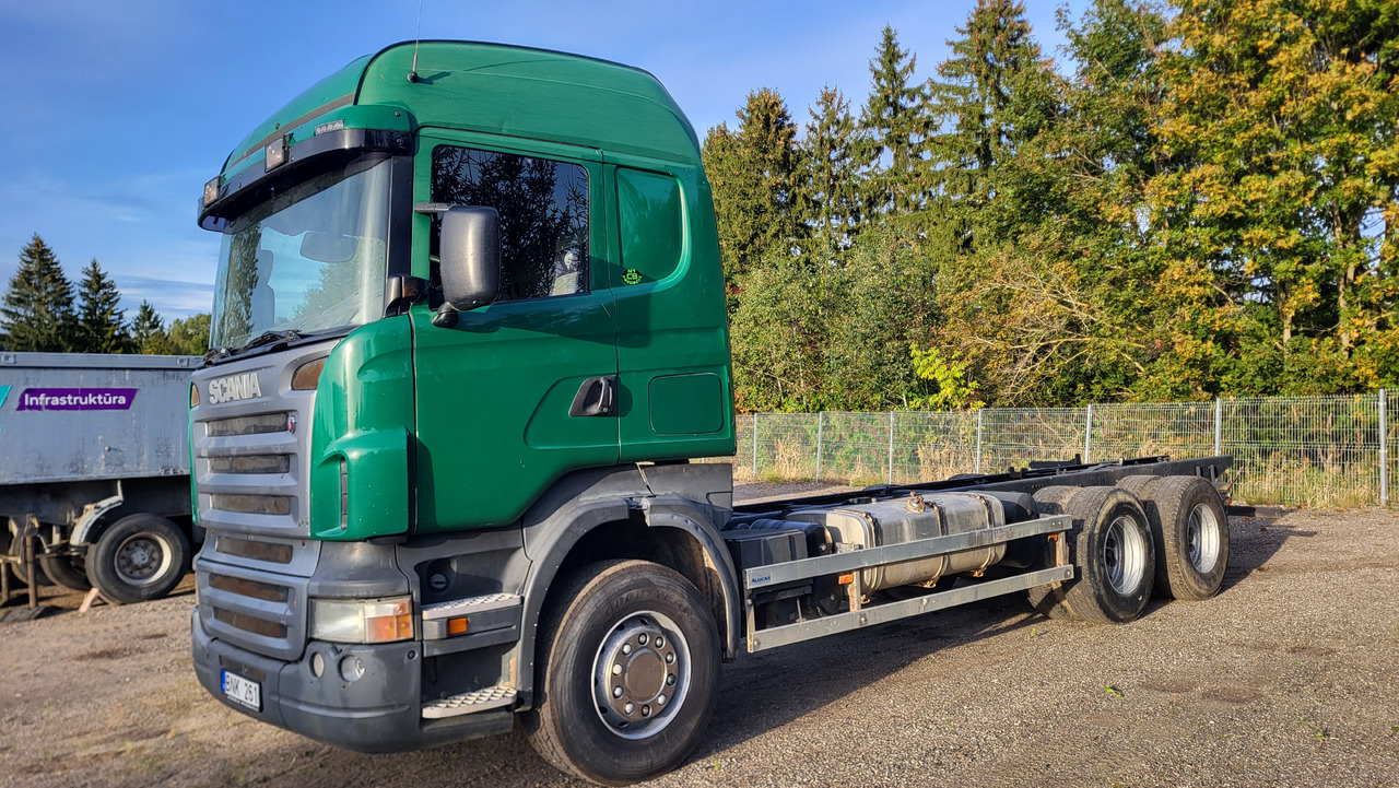 SCANIA R 470 6X4 - Fahrgestell LKW: das Bild 1 SCANIA R 470 6X4 - Fahrgestell LKW: das Bild 1