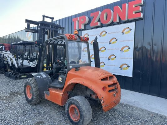 Ausa C200HX4 4X4 à 17900 € HT - Geländestapler: das Bild 2 Ausa C200HX4 4X4 à 17900 € HT - Geländestapler: das Bild 2