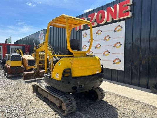 Kubota KX61-3 à 18500 € HT - Minibagger: das Bild 4 Kubota KX61-3 à 18500 € HT - Minibagger: das Bild 4