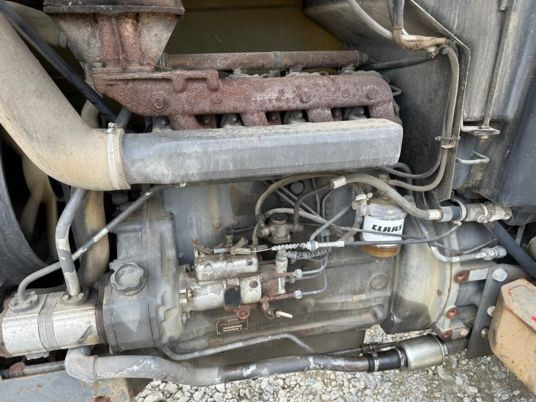 Renault TRACTEUR 75-32 à 9900 € HT - Traktor: das Bild 4 Renault TRACTEUR 75-32 à 9900 € HT - Traktor: das Bild 4