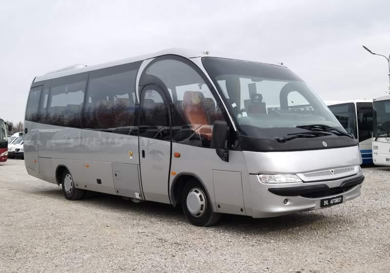 Iveco Indcar Mago 33 *klima* - Überlandbus: das Bild 1 Iveco Indcar Mago 33 *klima* - Überlandbus: das Bild 1