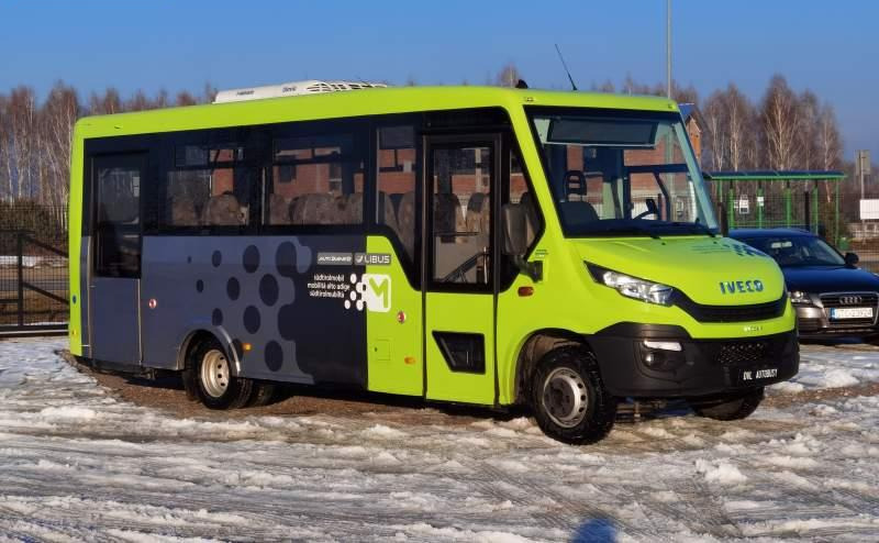 Iveco mobi city, klima, EURO VI ,rosero , sprinter - Linienbus: das Bild 1 Iveco mobi city, klima, EURO VI ,rosero , sprinter - Linienbus: das Bild 1