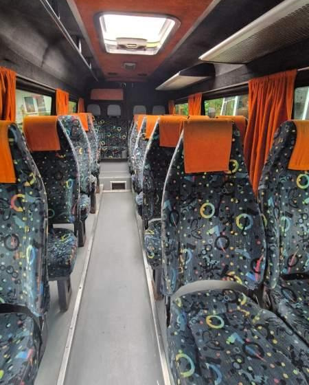 Mercedes-Benz Sprinter 20+8 - Kleinbus, Personentransporter: das Bild 2 Mercedes-Benz Sprinter 20+8 - Kleinbus, Personentransporter: das Bild 2