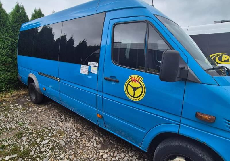 Mercedes-Benz Sprinter 413 CDI 20+6 - Überlandbus: das Bild 3 Mercedes-Benz Sprinter 413 CDI 20+6 - Überlandbus: das Bild 3