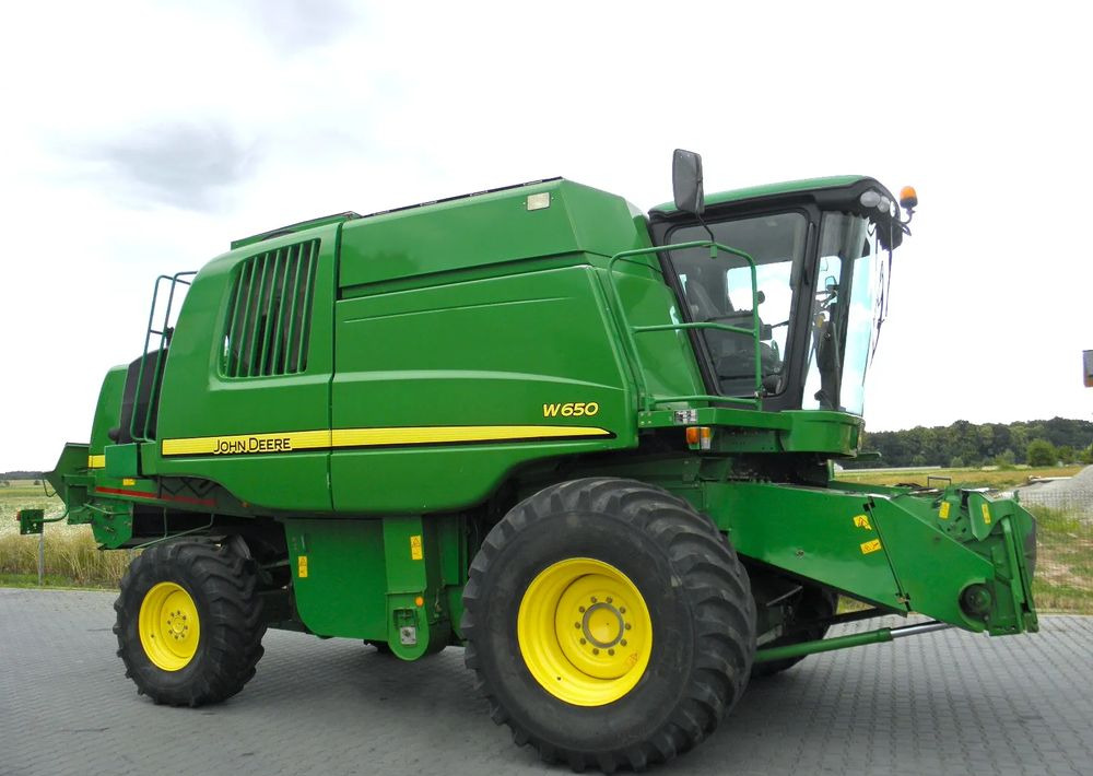 John Deere W650 2008 Rok, heder 6,7m, Nie Malowany, Stan Bardzo Dobry - Mähdrescher: das Bild 4 John Deere W650 2008 Rok, heder 6,7m, Nie Malowany, Stan Bardzo Dobry - Mähdrescher: das Bild 4