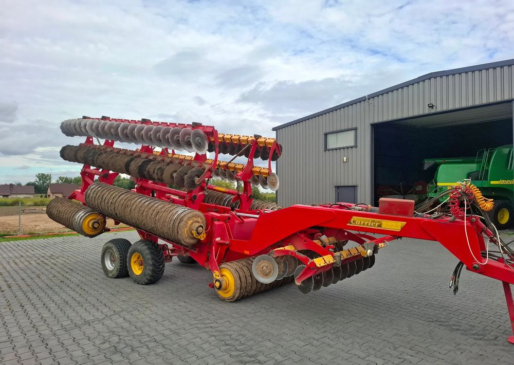 Väderstad Carrier 1225 XL 2011 rok , 12 metrów , Stan Bardzo Dobry - Technik für Bodenbearbeitung: das Bild 2 Väderstad Carrier 1225 XL 2011 rok , 12 metrów , Stan Bardzo Dobry - Technik für Bodenbearbeitung: das Bild 2