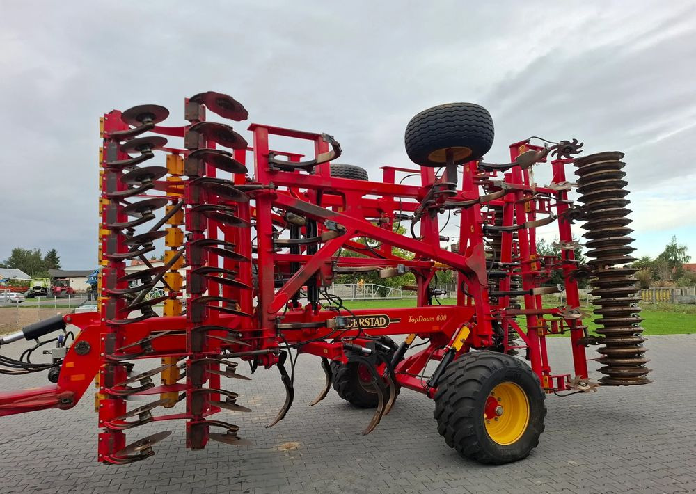Väderstad TOPDOWN 600 2015 Rok, Nie Malowany , Stan Bardzo Dobry - Technik für Bodenbearbeitung: das Bild 5 Väderstad TOPDOWN 600 2015 Rok, Nie Malowany , Stan Bardzo Dobry - Technik für Bodenbearbeitung: das Bild 5