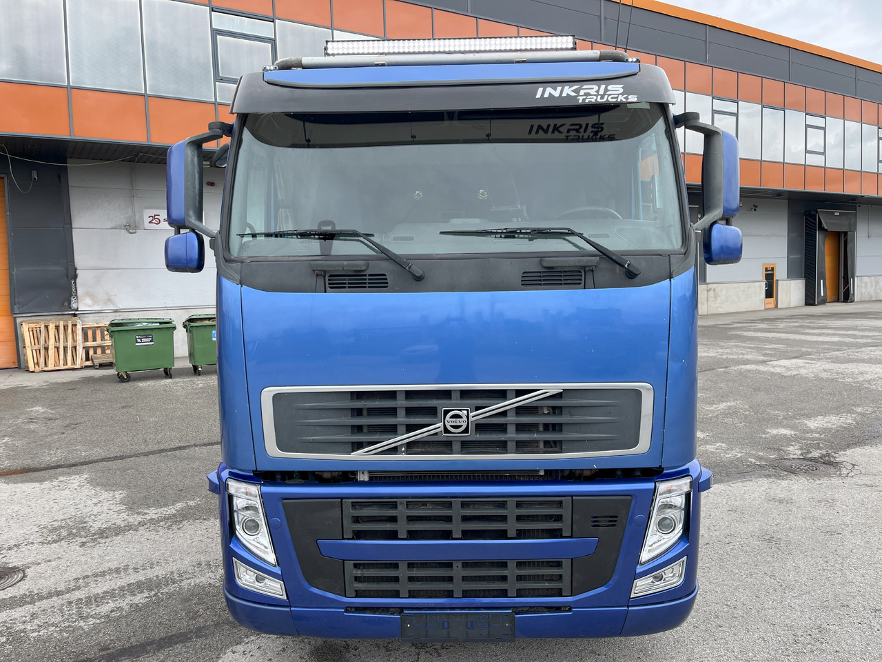 Volvo FH12 6x2 + CRANE HIAB XS 422 E6 - Autokran: das Bild 3 Volvo FH12 6x2 + CRANE HIAB XS 422 E6 - Autokran: das Bild 3