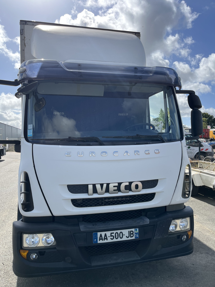IVECO Eurocargo 120e28 - Koffer LKW: das Bild 2 IVECO Eurocargo 120e28 - Koffer LKW: das Bild 2