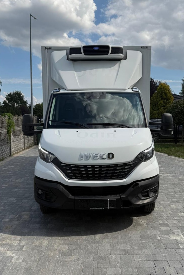 IVECO 40C18 BE COMBI – chłodnia z windą, kat. B+E, polift, 2019 rok - Kühltransporter: das Bild 2 IVECO 40C18 BE COMBI – chłodnia z windą, kat. B+E, polift, 2019 rok - Kühltransporter: das Bild 2