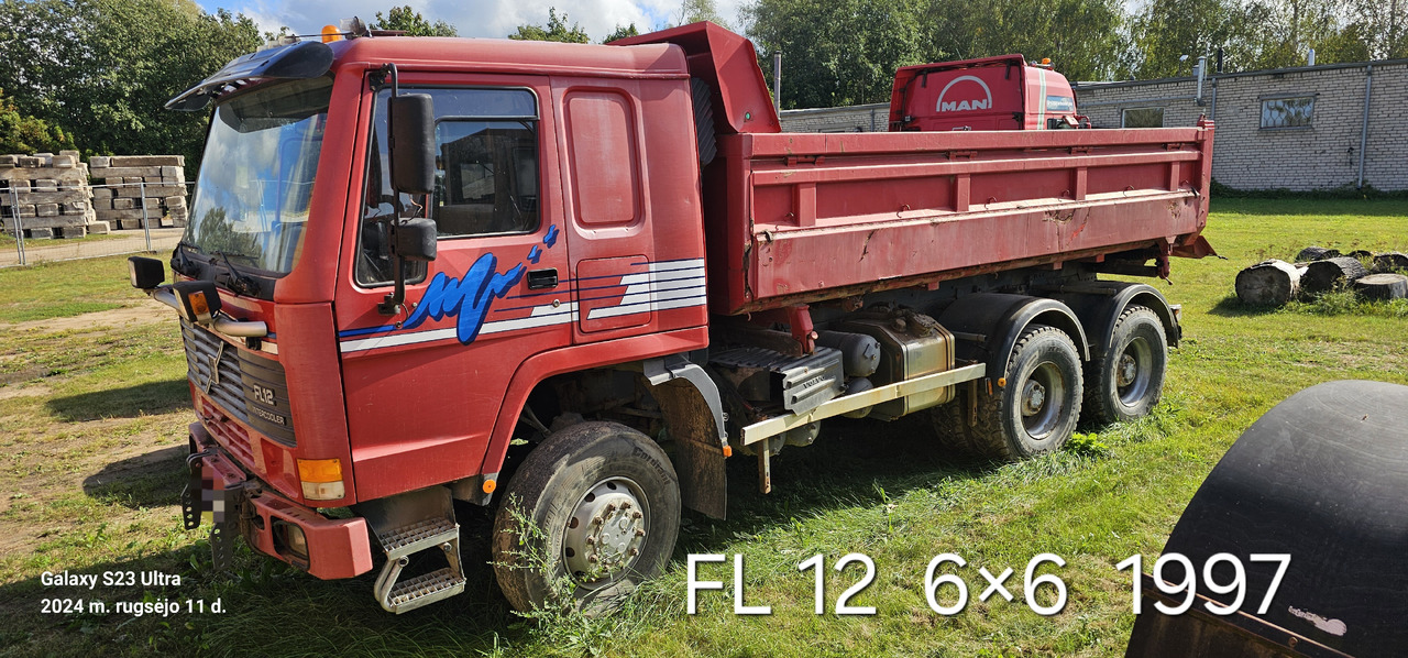 VOLVO FL 12 6x6 - Kipper: das Bild 1 VOLVO FL 12 6x6 - Kipper: das Bild 1