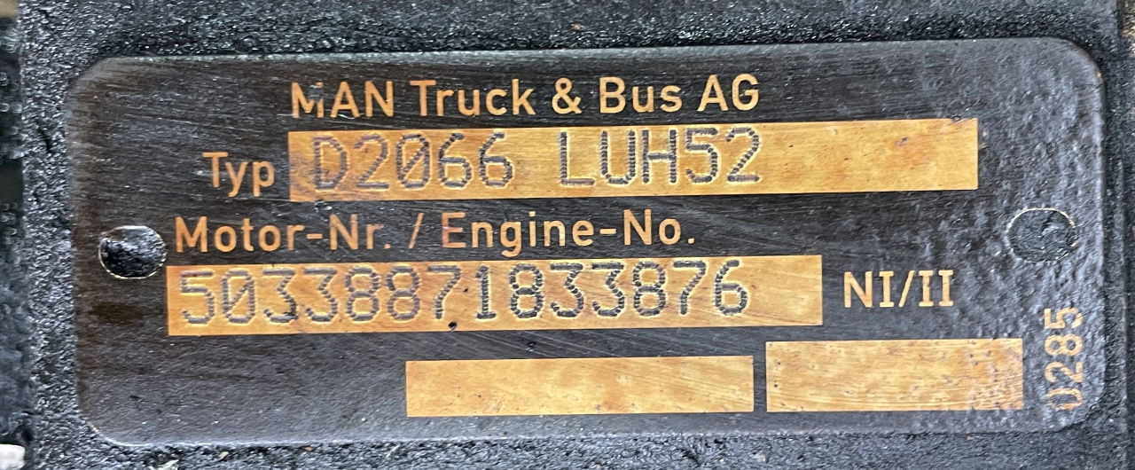MAN Ölwanne MAN Motor D2066 D 2066HLA EEV Euro 6 LUH 52 LUH 50 - Ölwanne für Bus: das Bild 2 MAN Ölwanne MAN Motor D2066 D 2066HLA EEV Euro 6 LUH 52 LUH 50 - Ölwanne für Bus: das Bild 2