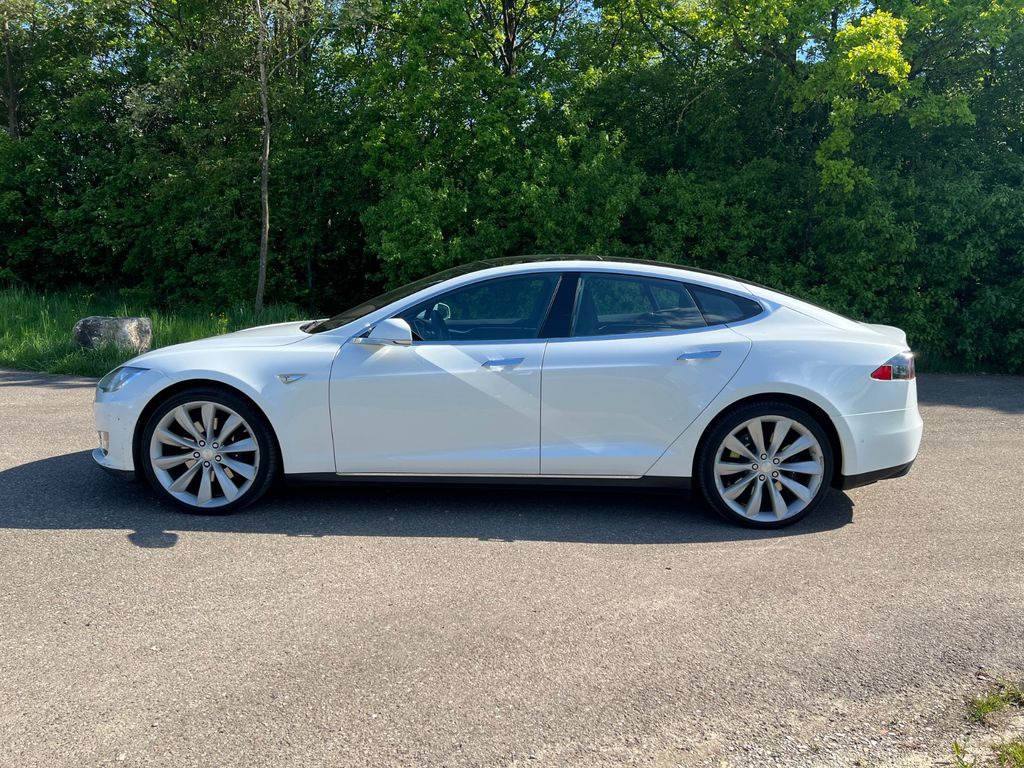 Tesla Model S 85D No free SC - Limousine: das Bild 5 Tesla Model S 85D No free SC - Limousine: das Bild 5
