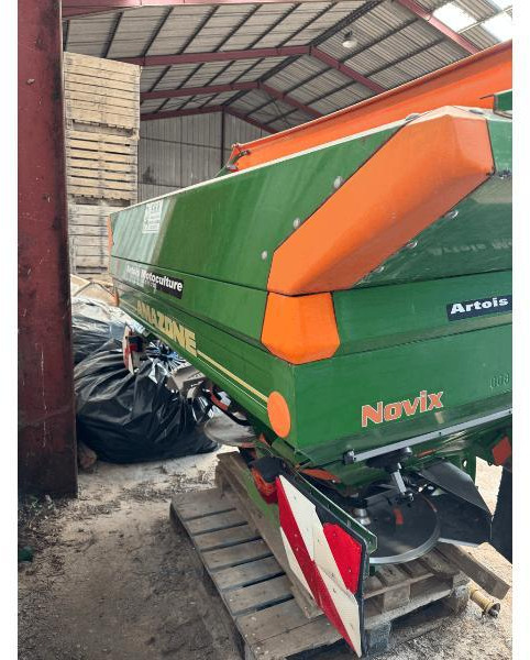 AMAZONE NOVIX - Düngerstreuer: das Bild 1 AMAZONE NOVIX - Düngerstreuer: das Bild 1