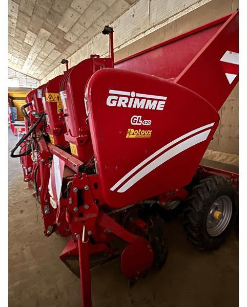 GRIMME GL420 - Kartoffellegemaschine: das Bild 1 GRIMME GL420 - Kartoffellegemaschine: das Bild 1