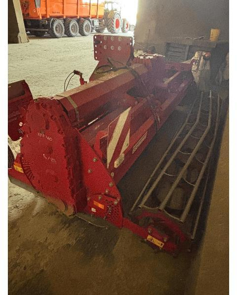 GRIMME GR300 - Kartoffeltechnik: das Bild 2 GRIMME GR300 - Kartoffeltechnik: das Bild 2