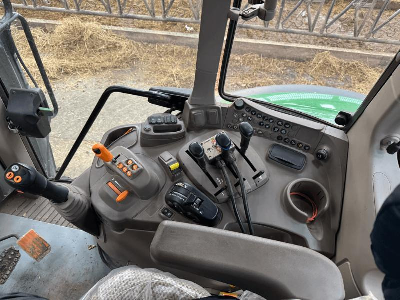 Traktor JOHN DEERE 6120M: das Bild 7