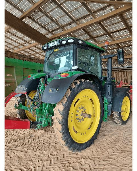 JOHN DEERE 6155R - Traktor: das Bild 2 JOHN DEERE 6155R - Traktor: das Bild 2