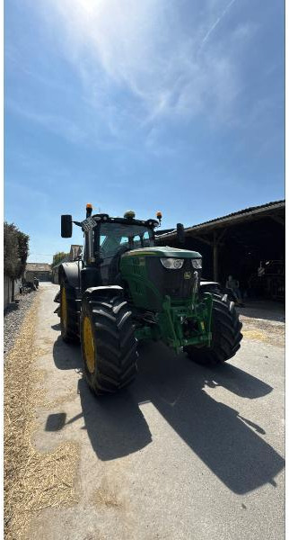 JOHN DEERE 6175R - Traktor: das Bild 2 JOHN DEERE 6175R - Traktor: das Bild 2