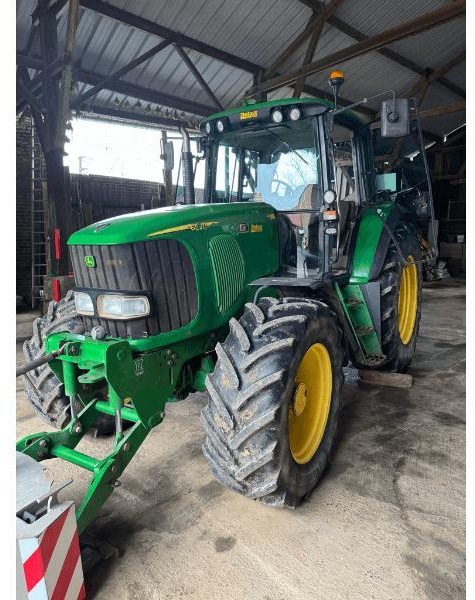 JOHN DEERE 6520 - Traktor: das Bild 1 JOHN DEERE 6520 - Traktor: das Bild 1