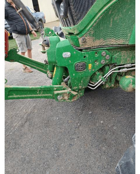 JOHN DEERE 6R185 - Traktor: das Bild 4 JOHN DEERE 6R185 - Traktor: das Bild 4