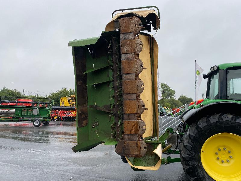 KRONE 320 CV - Mähwerk: das Bild 5 KRONE 320 CV - Mähwerk: das Bild 5