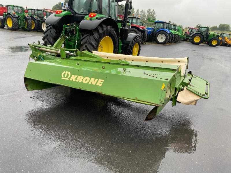 KRONE 320 CV - Mähwerk: das Bild 1 KRONE 320 CV - Mähwerk: das Bild 1