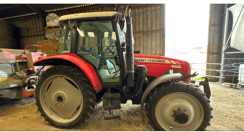 MASSEY-FERGUSON 5460 - Traktor: das Bild 1 MASSEY-FERGUSON 5460 - Traktor: das Bild 1