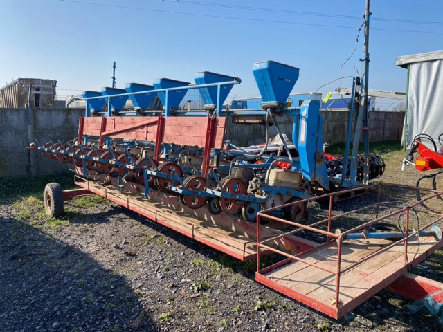 MONOSEM BR 12R - Einzelkornsämaschine: das Bild 1 MONOSEM BR 12R - Einzelkornsämaschine: das Bild 1