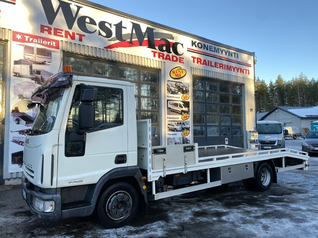 IVECO EuroCargo 90E220 - Autotransporter LKW: das Bild 1 IVECO EuroCargo 90E220 - Autotransporter LKW: das Bild 1