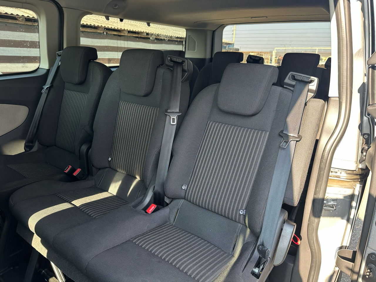 FORD TRANSIT CUSTOMS - Kleinbus, Personentransporter: das Bild 5 FORD TRANSIT CUSTOMS - Kleinbus, Personentransporter: das Bild 5
