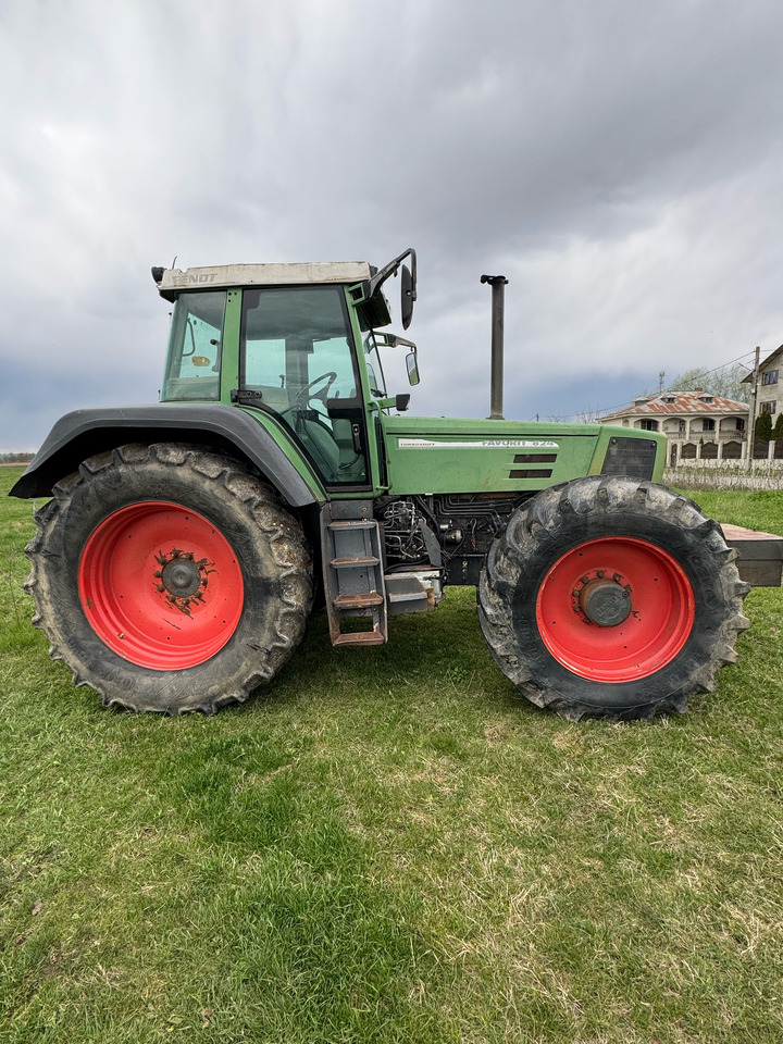 Fendt 824 Tractor - Traktor: das Bild 5 Fendt 824 Tractor - Traktor: das Bild 5