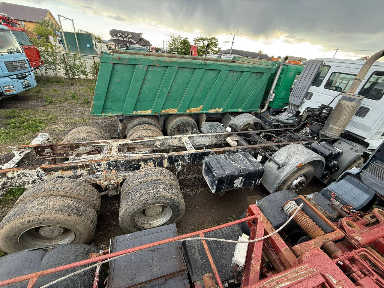 IVECO TRAKKER CHASSIS - Fahrgestell LKW: das Bild 3 IVECO TRAKKER CHASSIS - Fahrgestell LKW: das Bild 3