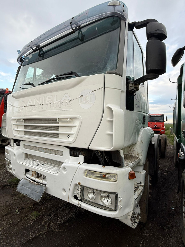 IVECO TRAKKER CHASSIS - Fahrgestell LKW: das Bild 1 IVECO TRAKKER CHASSIS - Fahrgestell LKW: das Bild 1