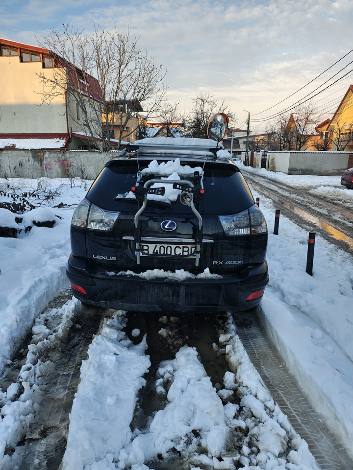 SUV/ Geländewagen Lexus RX 400H: das Bild 8