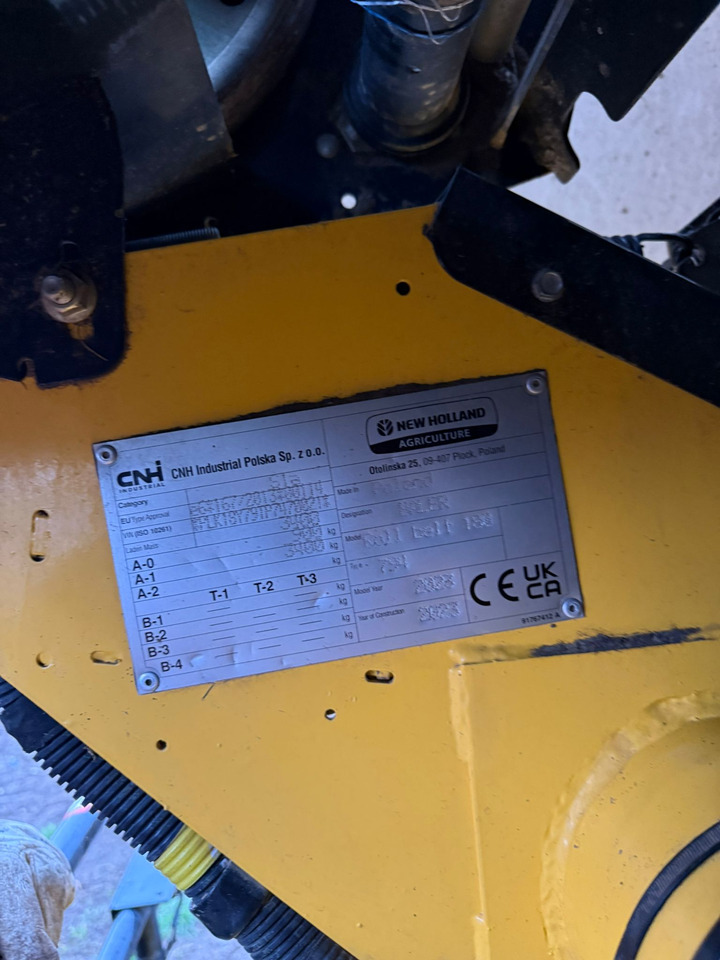 New Holland Roll-Belt 180 Baler - Rundballenpresse: das Bild 3 New Holland Roll-Belt 180 Baler - Rundballenpresse: das Bild 3