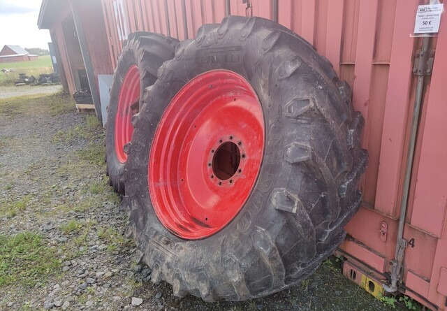 Fendt Takarenkaat 650/65R42 vanteineen - Reifen für Traktor: das Bild 4 Fendt Takarenkaat 650/65R42 vanteineen - Reifen für Traktor: das Bild 4