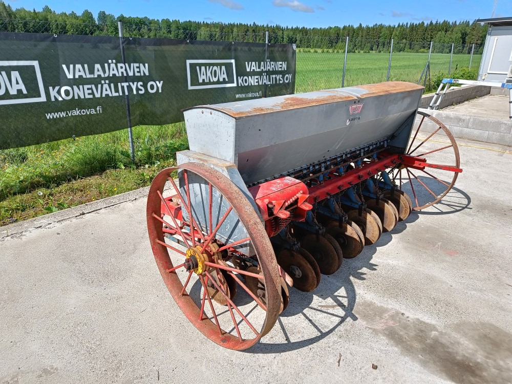 Kylvinkone Juko 200cm Kiekkovantailla ja HS-laitteella - Sämaschine: das Bild 2 Kylvinkone Juko 200cm Kiekkovantailla ja HS-laitteella - Sämaschine: das Bild 2
