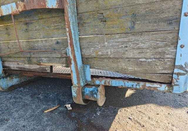 Vaihtolava 500cm - Pritschenaufbau: das Bild 5 Vaihtolava 500cm - Pritschenaufbau: das Bild 5