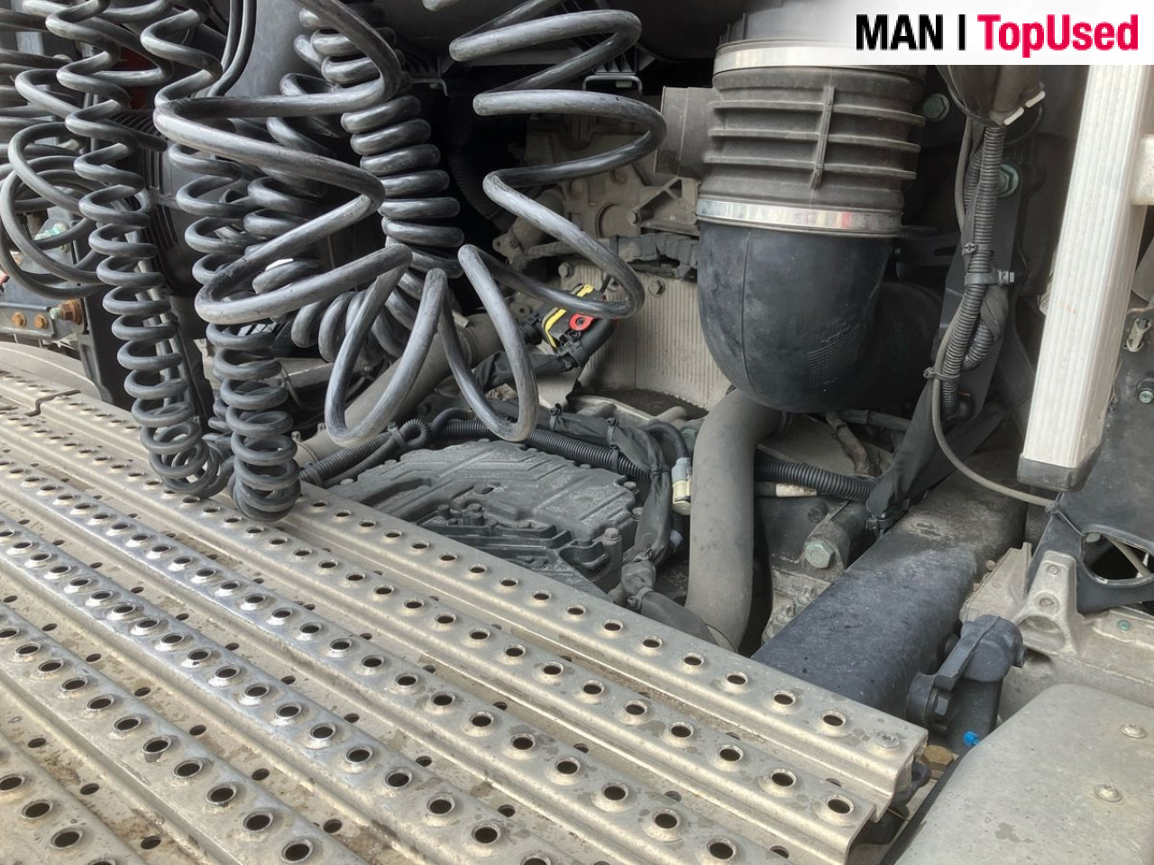 MAN TGX 26.470 6x2/2 BL SA "Retarder / 700 l Tank" ZV - Sattelzugmaschine: das Bild 4 MAN TGX 26.470 6x2/2 BL SA "Retarder / 700 l Tank" ZV - Sattelzugmaschine: das Bild 4