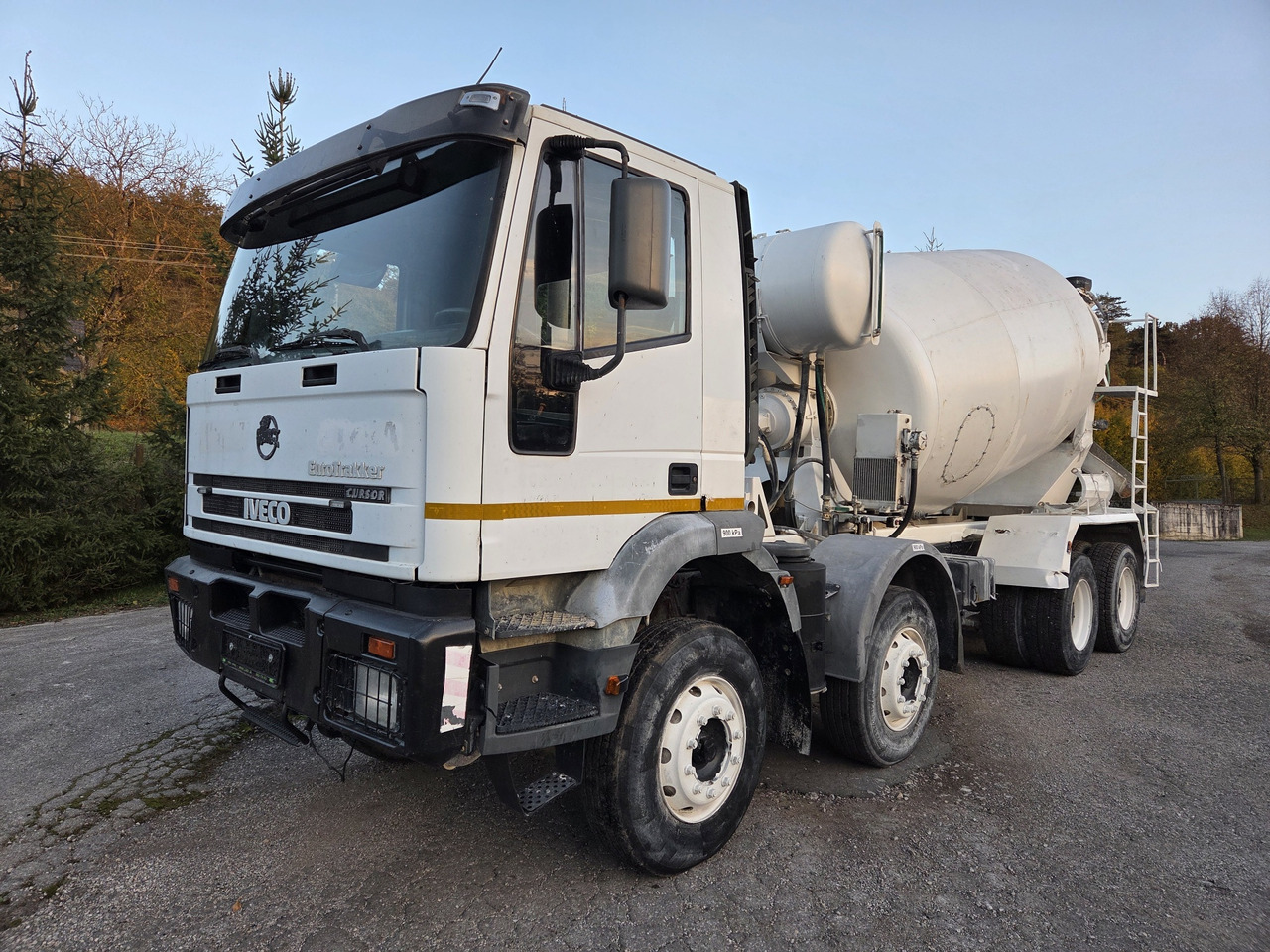 IVECO EURO TRAKKER MP340E35HB 8x4 MIX (chassis ) - Fahrmischer: das Bild 1 IVECO EURO TRAKKER MP340E35HB 8x4 MIX (chassis ) - Fahrmischer: das Bild 1