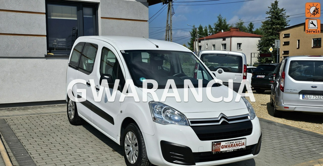 Citroen Berlingo II 5 -osobowy*29450 zł netto* - PKW: das Bild 1 Citroen Berlingo II 5 -osobowy*29450 zł netto* - PKW: das Bild 1