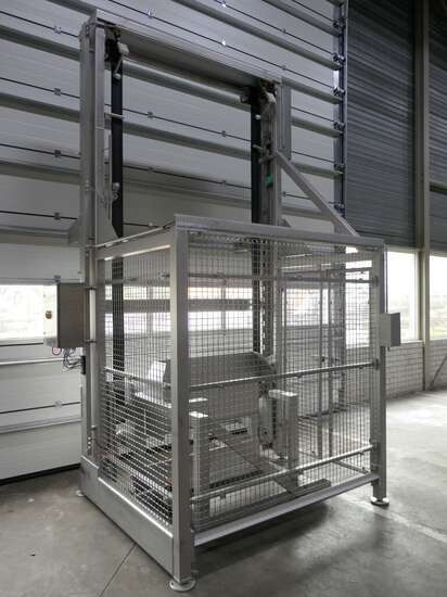 Lachnit lifter for palletboxes 322 L - Lebensmittelmaschine: das Bild 2 Lachnit lifter for palletboxes 322 L - Lebensmittelmaschine: das Bild 2