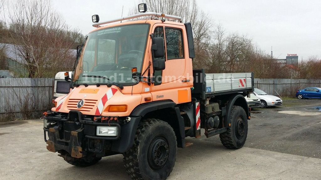 Mercedes-Benz Unimog U 500 Kipper Kommunalhydraulik U 300 400 U 500 Kipper Kommunalhydraulik U 300 400 - Kommunal-/ Sonderfahrzeug: das Bild 2 Mercedes-Benz Unimog U 500 Kipper Kommunalhydraulik U 300 400 U 500 Kipper Kommunalhydraulik U 300 400 - Kommunal-/ Sonderfahrzeug: das Bild 2