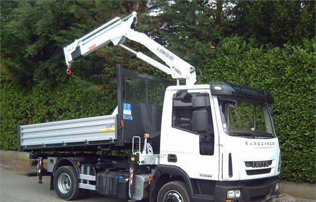 Iveco EUROCARGOeurocargo 100e18 - Kipper, Autokran: das Bild 1 Iveco EUROCARGOeurocargo 100e18 - Kipper, Autokran: das Bild 1